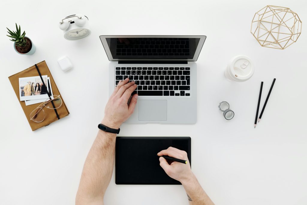 How to Stay Focused at Work and Avoid Distractions 1 Stay focused at work